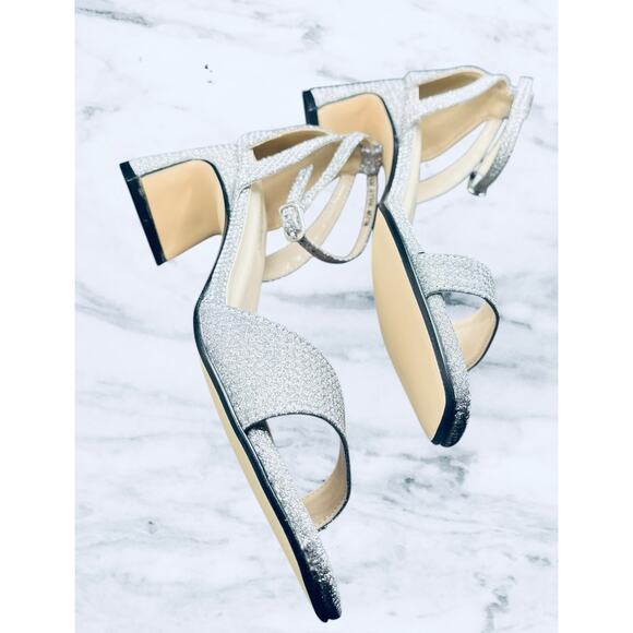 Benjamin Walk Lilibet Touch Ups Silver Heels 6.5 M
Glitter Evening Shoes - Picture 5 of 11